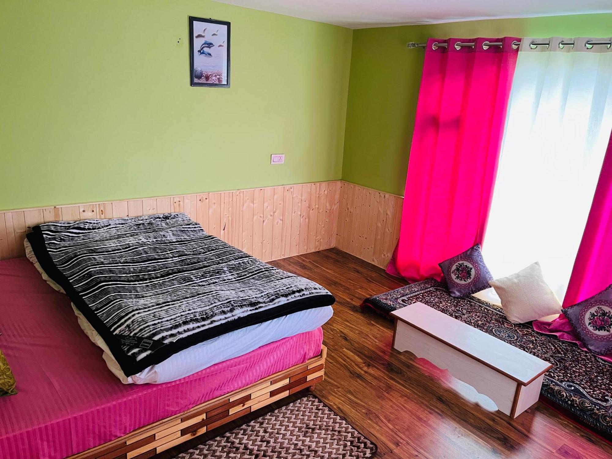 Amma Home Stay Keylong Kyelang Esterno foto