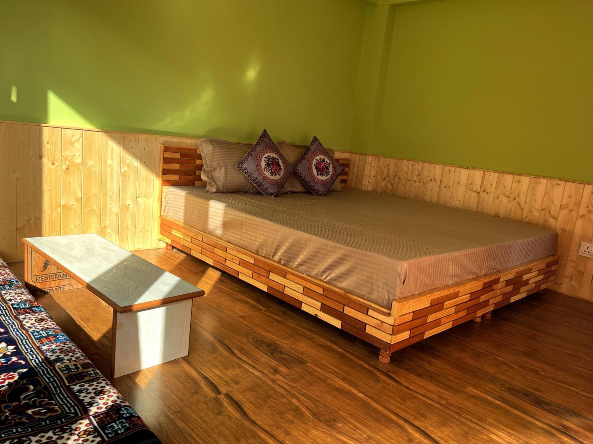 Amma Home Stay Keylong Kyelang Esterno foto